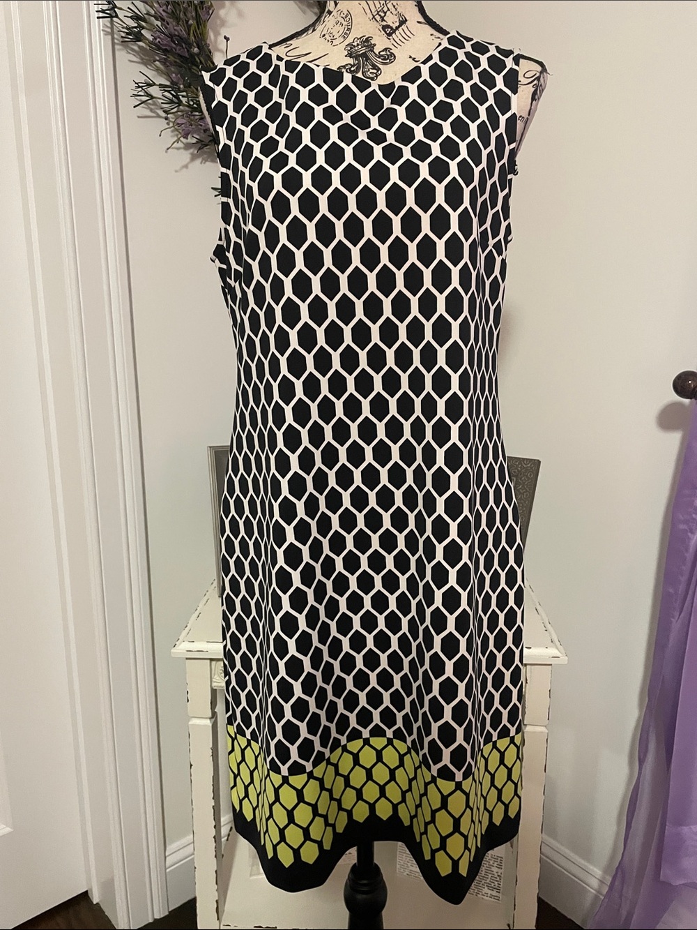Sleeveless Black & White Geometric Shift Dress with Lime Green Accent